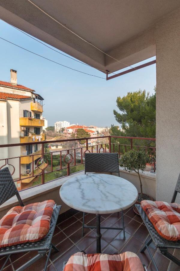 Sisplac Apartment Póla Kültér fotó