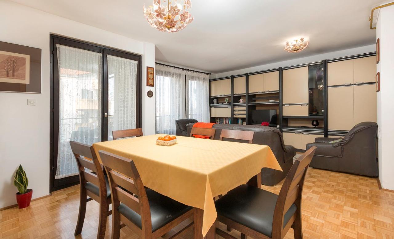 Sisplac Apartment Póla Kültér fotó
